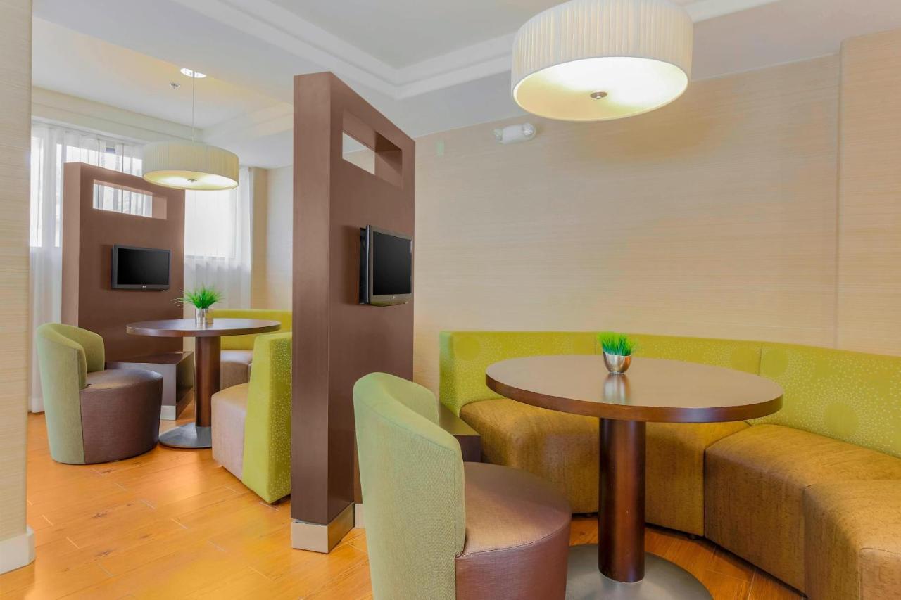 Courtyard By Marriott San Diego Del Mar/Солана-Біч Екстер'єр фото